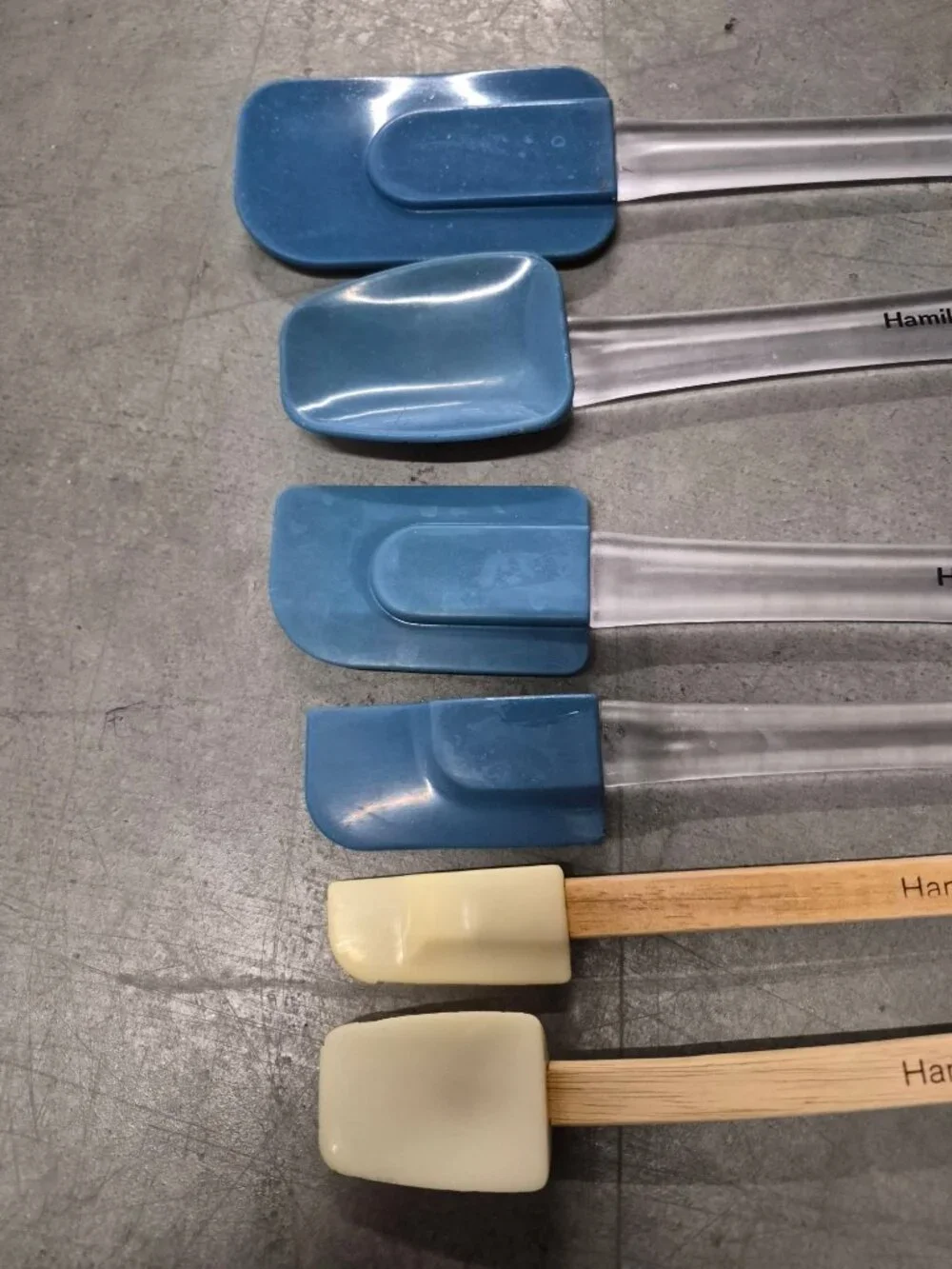 Hamilton Beach Silicone Spatula Set Of 6  Wood Clear Handles Blue Cream Colors